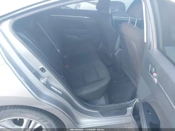 KMHD84LF3LU105190 2020 HYUNDAI ELANTRA - Image 8