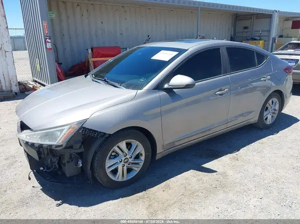 KMHD84LF3LU905651 2020 HYUNDAI ELANTRA - Image 2