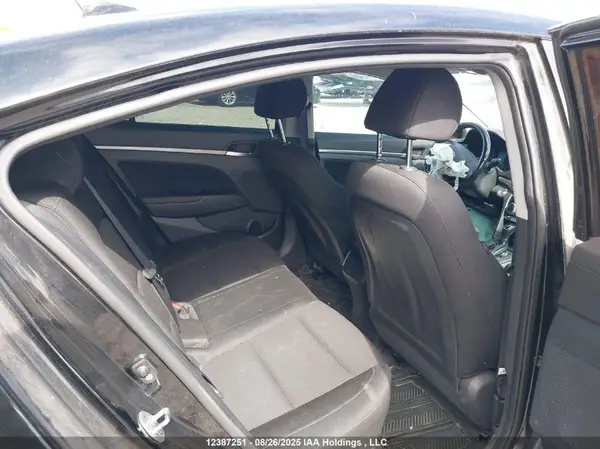 KMHD84LF3LU910963 2020 HYUNDAI ELANTRA - Image 8