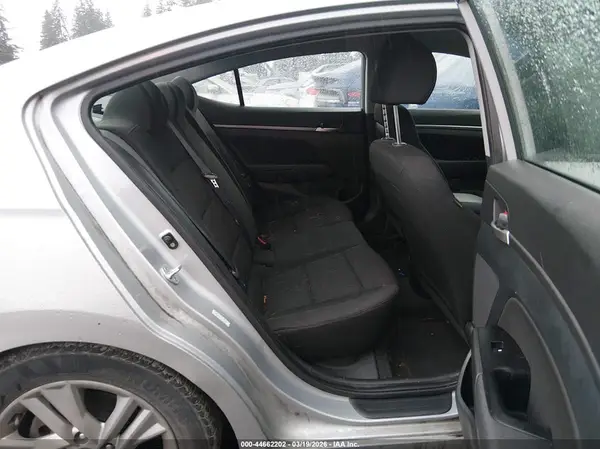 KMHD84LF3LU935409 2020 HYUNDAI ELANTRA - Image 8