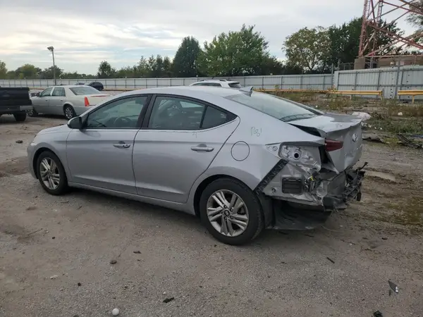 KMHD84LF3LU939525 2020 HYUNDAI ELANTRA - Image 2