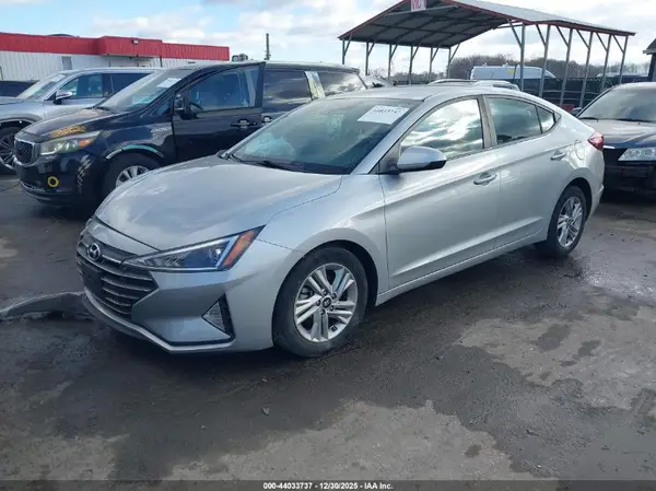 KMHD84LF3LU950749 2020 HYUNDAI ELANTRA - Image 2