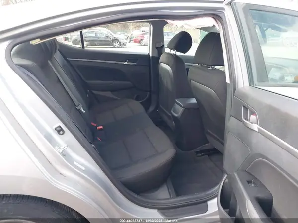 KMHD84LF3LU950749 2020 HYUNDAI ELANTRA - Image 8
