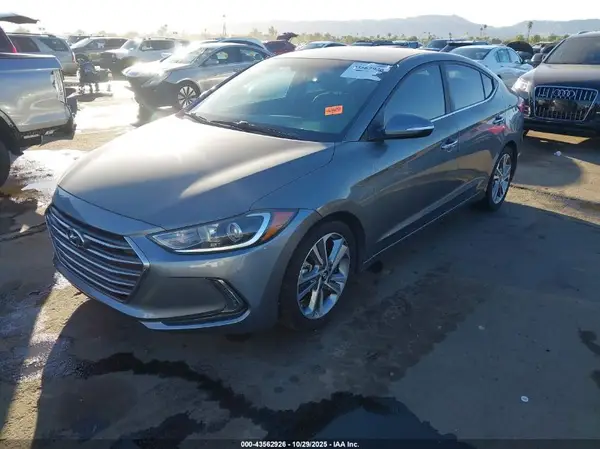 KMHD84LF4H4287263 2017 HYUNDAI ELANTRA - Image 2
