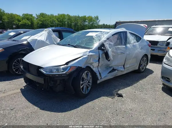 KMHD84LF4HU062020 2017 HYUNDAI ELANTRA - Image 2