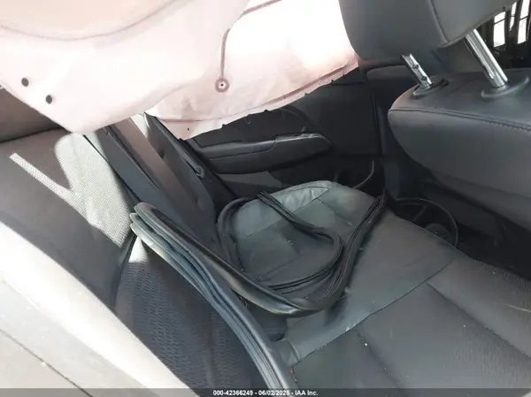 KMHD84LF4HU062020 2017 HYUNDAI ELANTRA - Image 8