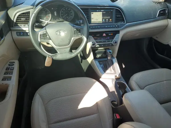 KMHD84LF4HU062843 2017 HYUNDAI ELANTRA - Image 8