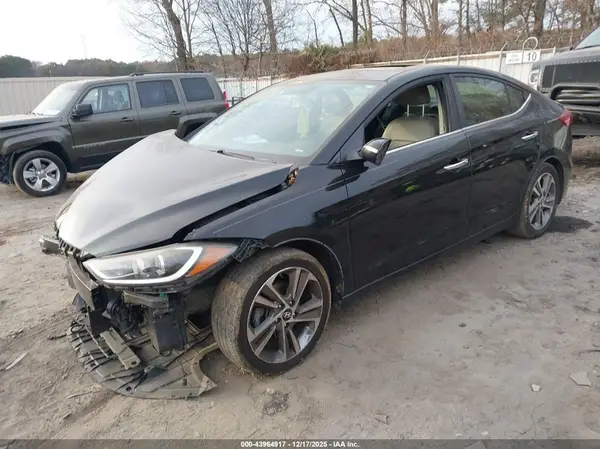 KMHD84LF4HU067797 2017 HYUNDAI ELANTRA - Image 2