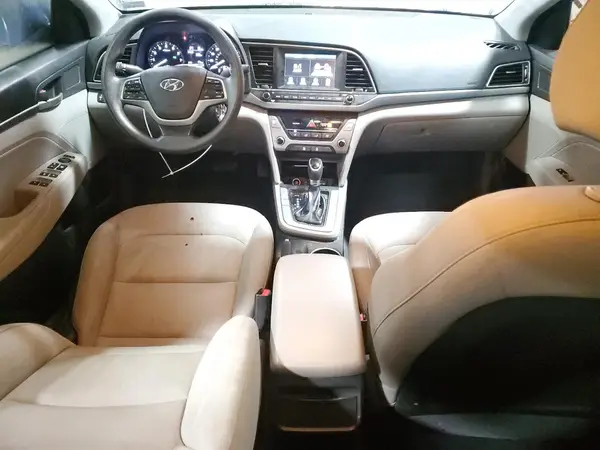 KMHD84LF4HU069842 2017 HYUNDAI ELANTRA - Image 8
