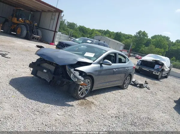 KMHD84LF4HU070800 2017 HYUNDAI ELANTRA - Image 2