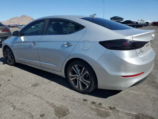 KMHD84LF4HU074233 2017 HYUNDAI ELANTRA - Image 2