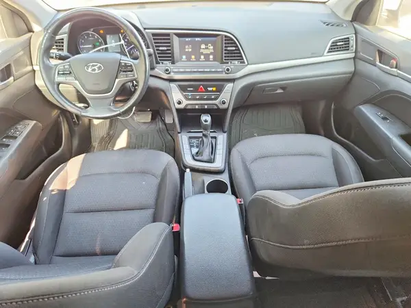 KMHD84LF4HU091498 2017 HYUNDAI ELANTRA - Image 8