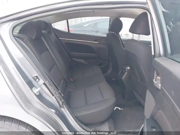 KMHD84LF4HU092618 2017 HYUNDAI ELANTRA - Image 8