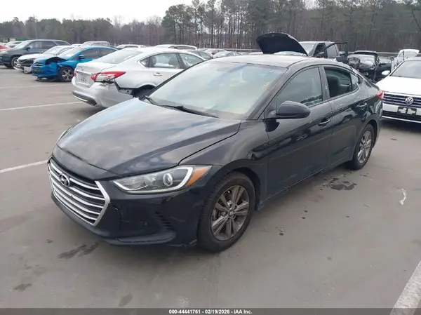 KMHD84LF4HU099603 2017 HYUNDAI ELANTRA - Image 2