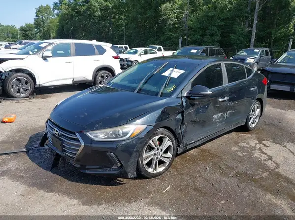 KMHD84LF4HU127772 2017 HYUNDAI ELANTRA - Image 2