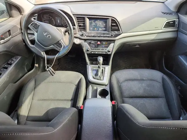KMHD84LF4HU142630 2017 HYUNDAI ELANTRA - Image 8