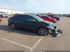 KMHD84LF4HU153403 2017 HYUNDAI ELANTRA