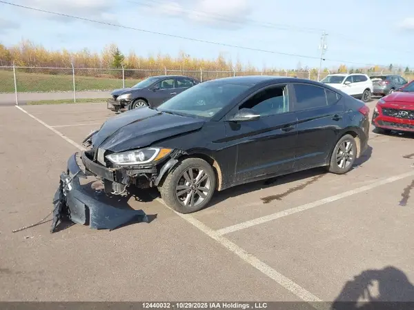 KMHD84LF4HU153403 2017 HYUNDAI ELANTRA - Image 2