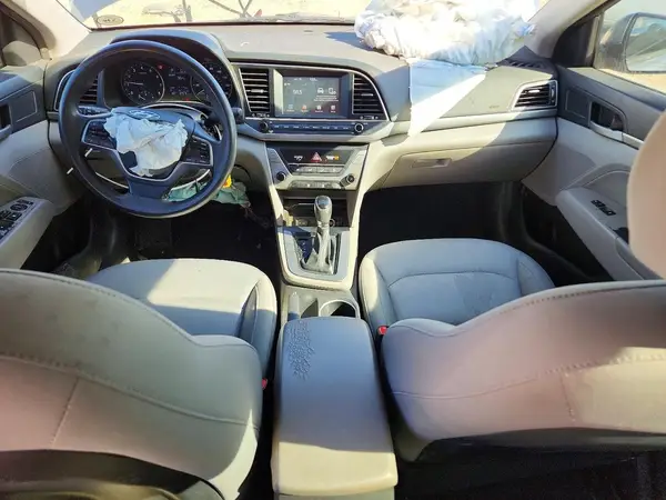 KMHD84LF4HU173280 2017 HYUNDAI ELANTRA - Image 8
