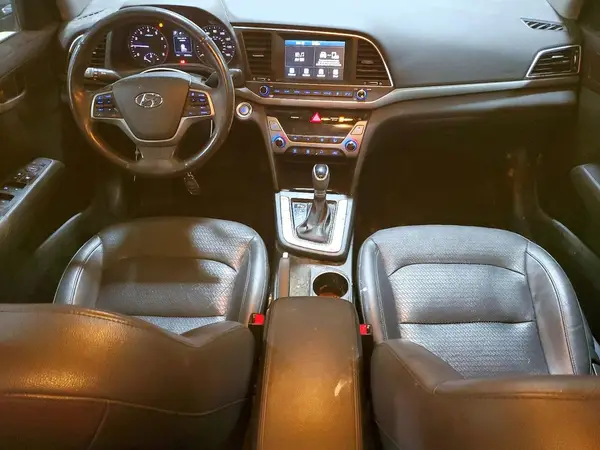 KMHD84LF4HU180147 2017 HYUNDAI ELANTRA - Image 8