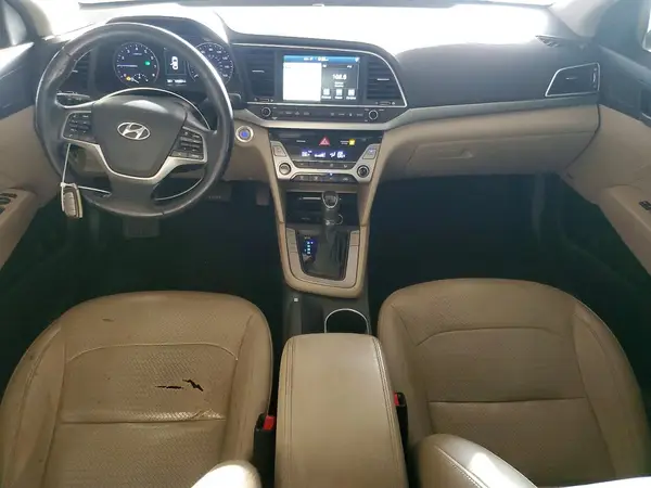 KMHD84LF4HU195148 2017 HYUNDAI ELANTRA - Image 8