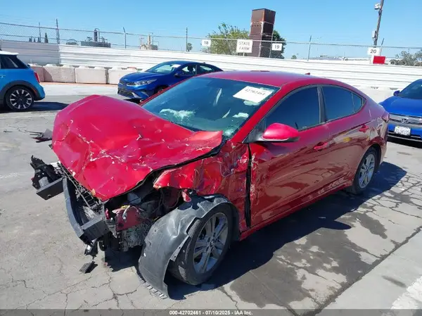 KMHD84LF4HU195523 2017 HYUNDAI ELANTRA - Image 2