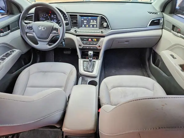 KMHD84LF4HU201238 2017 HYUNDAI ELANTRA - Image 8