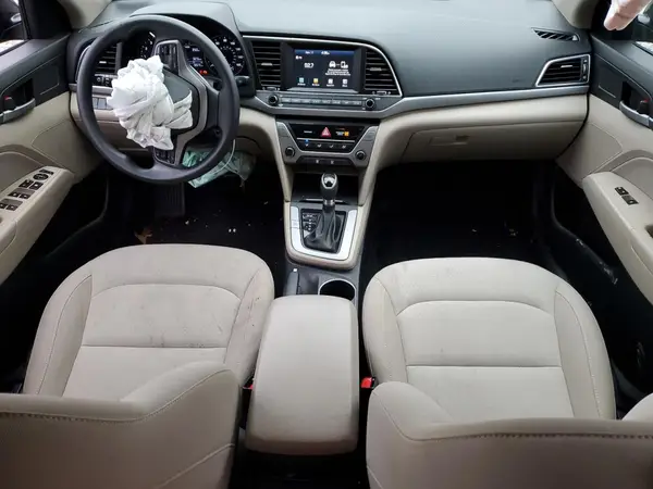 KMHD84LF4HU203569 2017 HYUNDAI ELANTRA - Image 8