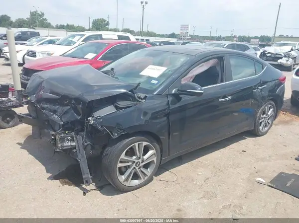 KMHD84LF4HU207153 2017 HYUNDAI ELANTRA - Image 2
