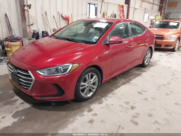KMHD84LF4HU207329 2017 HYUNDAI ELANTRA - Image 2
