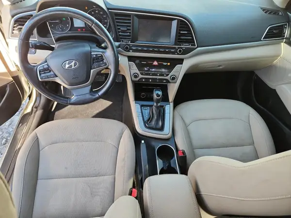 KMHD84LF4HU209467 2017 HYUNDAI ELANTRA - Image 8