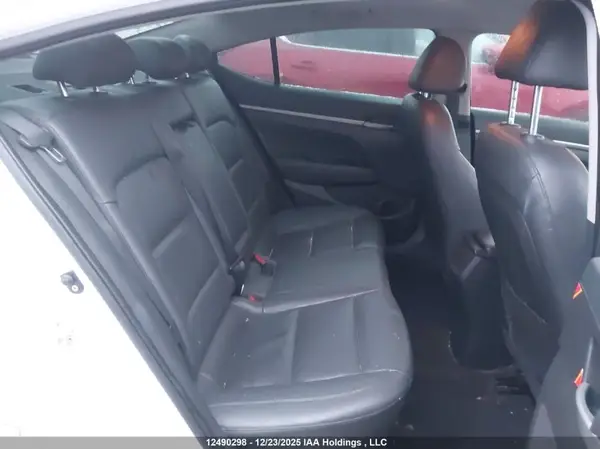 KMHD84LF4HU220954 2017 HYUNDAI ELANTRA - Image 8