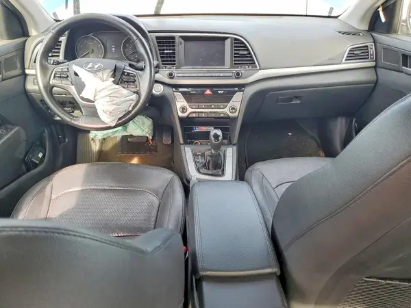KMHD84LF4HU227354 2017 HYUNDAI ELANTRA - Image 8