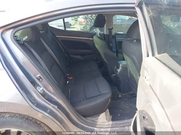 KMHD84LF4HU228679 2017 HYUNDAI ELANTRA - Image 8