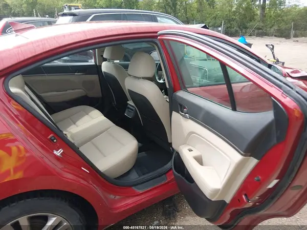 KMHD84LF4HU245739 2017 HYUNDAI ELANTRA - Image 8