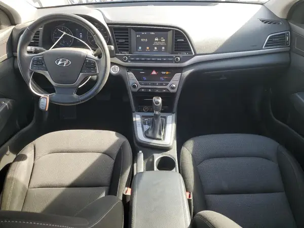 KMHD84LF4HU247040 2017 HYUNDAI ELANTRA - Image 8