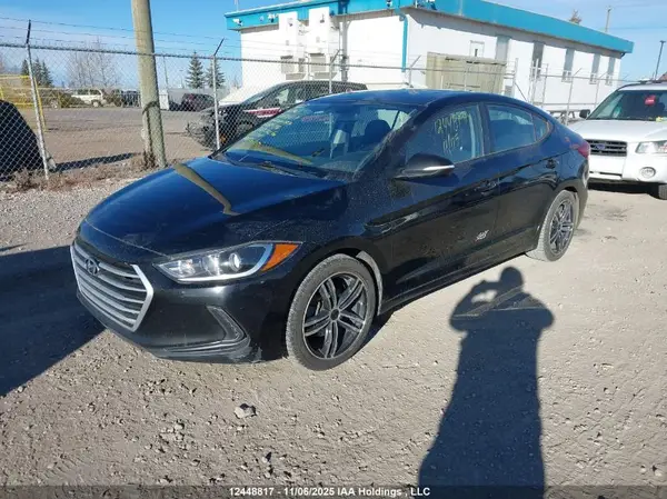 KMHD84LF4HU249256 2017 HYUNDAI ELANTRA - Image 2