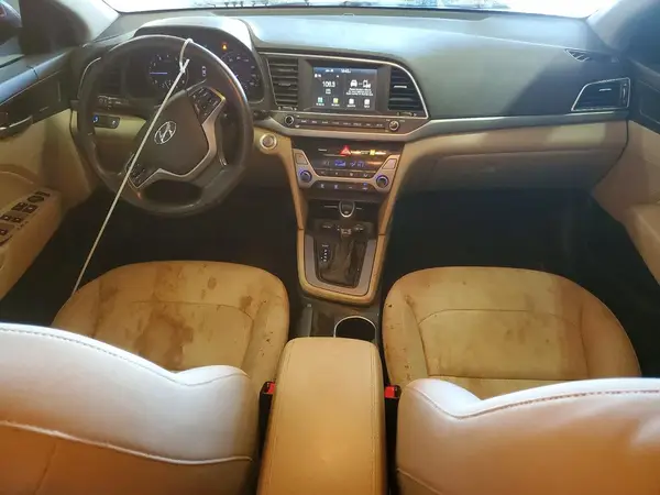 KMHD84LF4HU284864 2017 HYUNDAI ELANTRA - Image 8