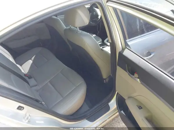 KMHD84LF4HU298182 2017 HYUNDAI ELANTRA - Image 8