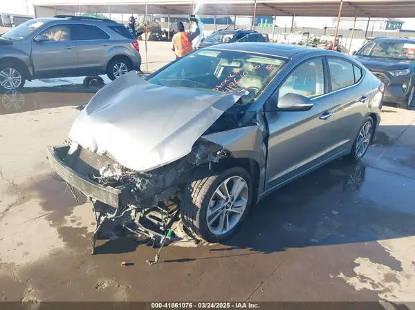 KMHD84LF4HU300321 2017 HYUNDAI ELANTRA - Image 2