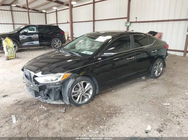 KMHD84LF4HU312923 2017 HYUNDAI ELANTRA - Image 2