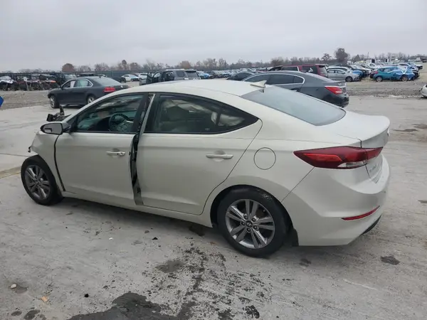 KMHD84LF4HU362611 2017 HYUNDAI ELANTRA - Image 2