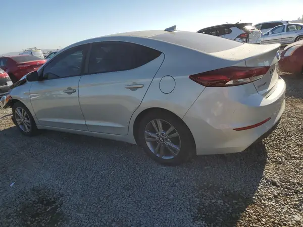 KMHD84LF4HU378047 2017 HYUNDAI ELANTRA - Image 2