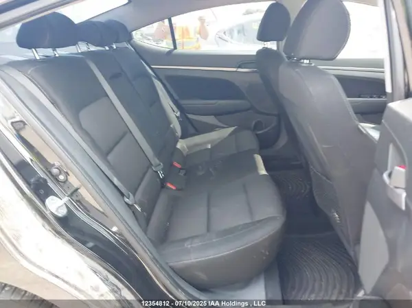 KMHD84LF4HU378176 2017 HYUNDAI ELANTRA - Image 8