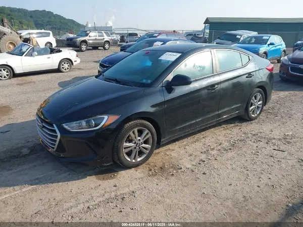 KMHD84LF4HU381059 2017 HYUNDAI ELANTRA - Image 2