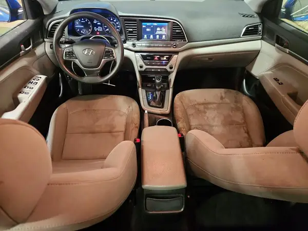 KMHD84LF4HU384222 2017 HYUNDAI ELANTRA - Image 8