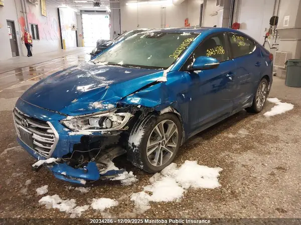 KMHD84LF4HU391591 2017 HYUNDAI ELANTRA - Image 2