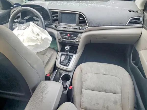 KMHD84LF4HU399027 2017 HYUNDAI ELANTRA - Image 8
