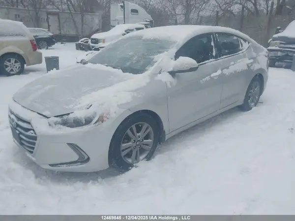 KMHD84LF4HU403156 2017 HYUNDAI ELANTRA - Image 2