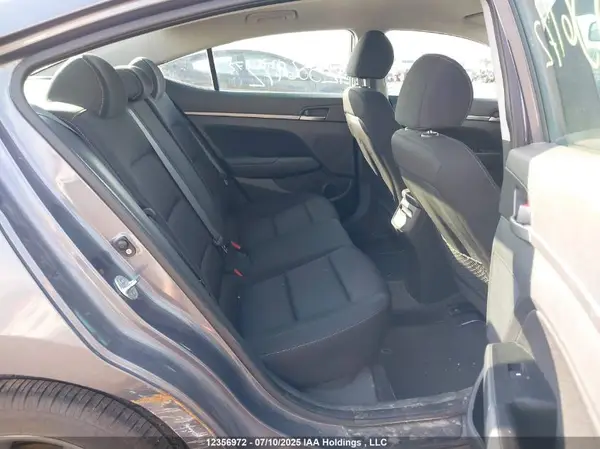 KMHD84LF4HU416067 2017 HYUNDAI ELANTRA - Image 8